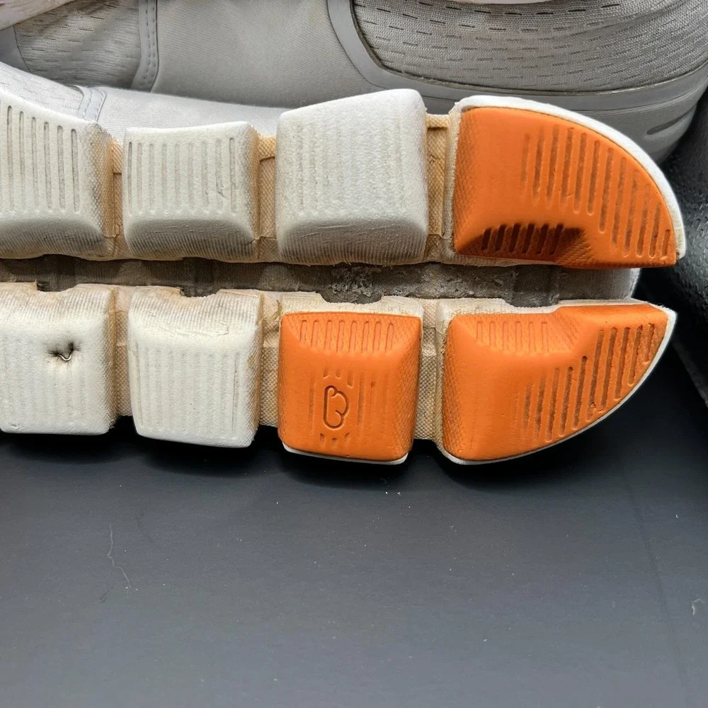 On Cloud 19-99194 Womens 11 Running Shoes Glacier White‎ Mesh Athletic Sneaker